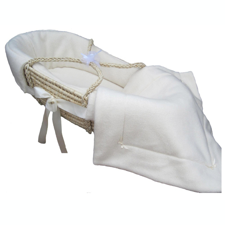 Made.in.USA.Hannah.Baby.Plush.Cream.Organic.Moses.Basket.750.jpg
